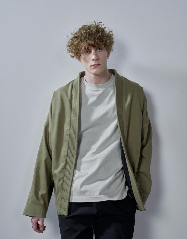 Clothing & Sportswear