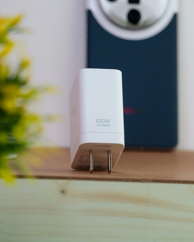 Charger (fast/ Normal)